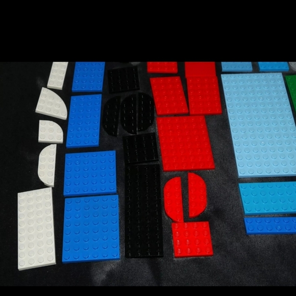 Lego bulk baseplates 6x6, round, angled, 8x8, 8x16 - multicolor 🟥🟦🟩 - Picture 3 of 5